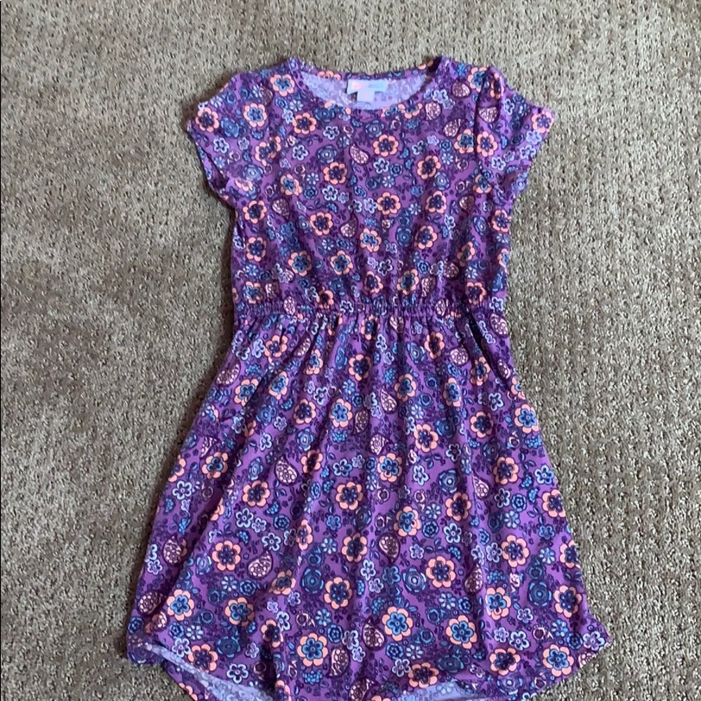 EUC purple floral Mae